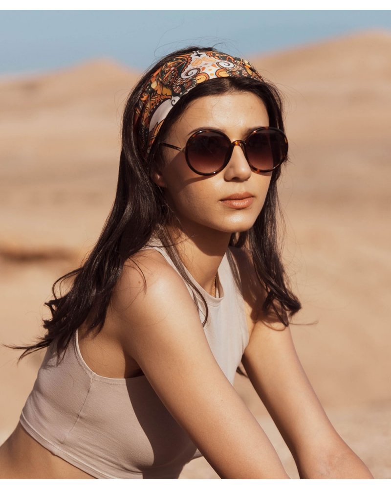 Foulard Moto Femme "Gypsy" WILDUST porté en Bandeau | SPECIALFORCE