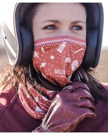 Tour de Cou Moto Femme "Red Chili" WILDUST porté en Cache-Nez par une motarde | SPECIALFORCE