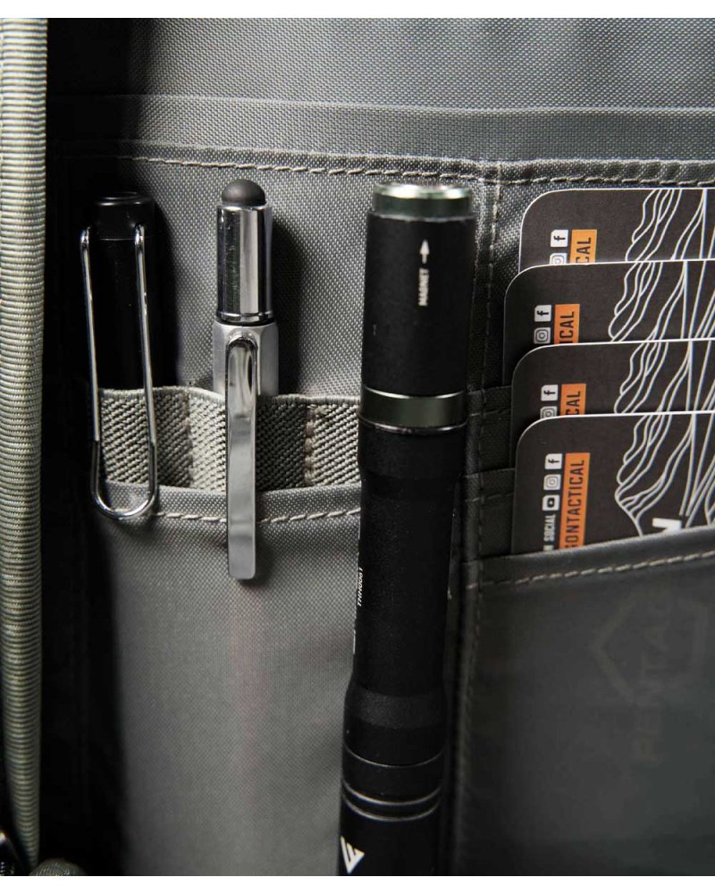 Sac à Dos "Consul" 27 L PENTAGON TACTICAL - le porte-accessoires bien pratique du compartiment 1 | SPECIALFORCE