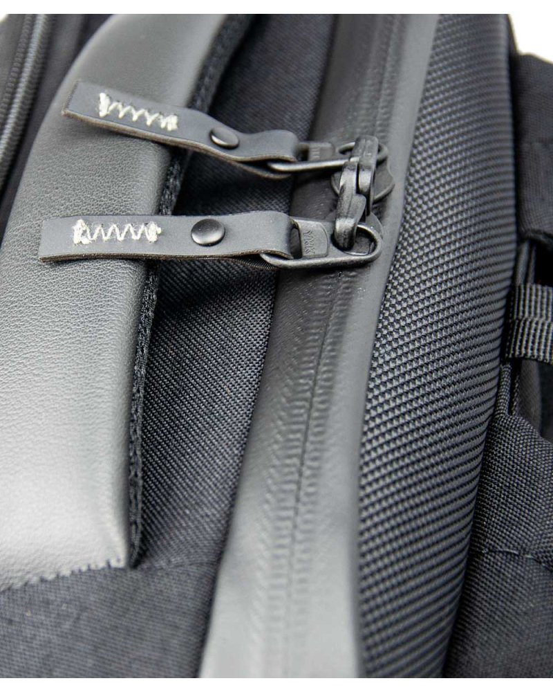Sac à Dos "Consul" 27 L PENTAGON TACTICAL - le compartiment 3 est étanche grâce à sa fermeture éclair hermétique | SPECIALFORCE